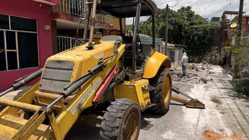 AVANZA REHABILITACIÓN DEL DRENAJE PLUVIAL EN SANTA LETICIA