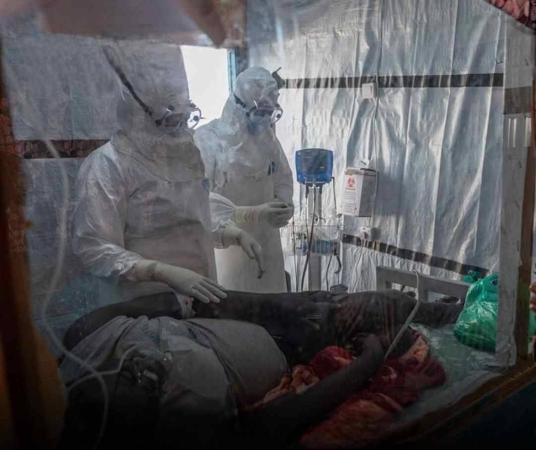 OMS ADVIERTE QUE BROTE DE ÉBOLA “DISTA MUCHO DE ESTAR BAJO CONTROL”
