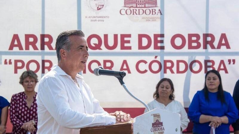 ALCALDE DE CÓRDOBA PONE EN MARCHA MÁS OBRAS
