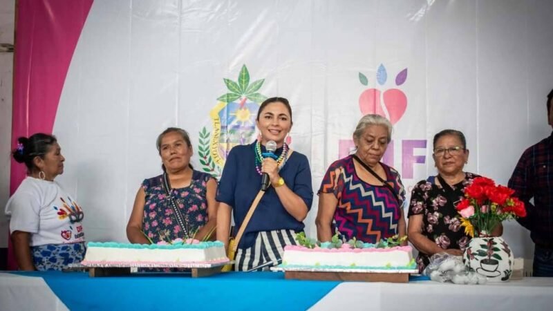 FESTEJAN A ADULTOS MAYORES EN IXHUATLÁN DEL CAFÉ