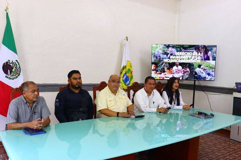 IMPARTEN PLÁTICA DE PREVENCIÓN A FUNCIONARIOS DE FORTÍN