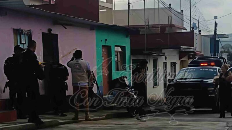 MUJER ESCAPA POR LA PUERTA FALSA