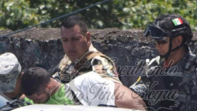 DETIENEN A 7 CON ARMAS Y DROGA