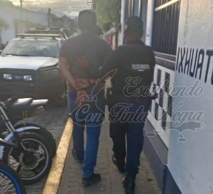 LO DETIENEN POR AGREDIR A ADULTO MAYOR