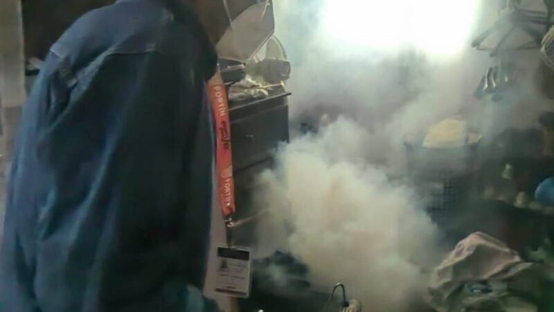 LLEVAN JORNADA DE FUMIGACIÓN A COLONOS Y COBAEV FORTÍN