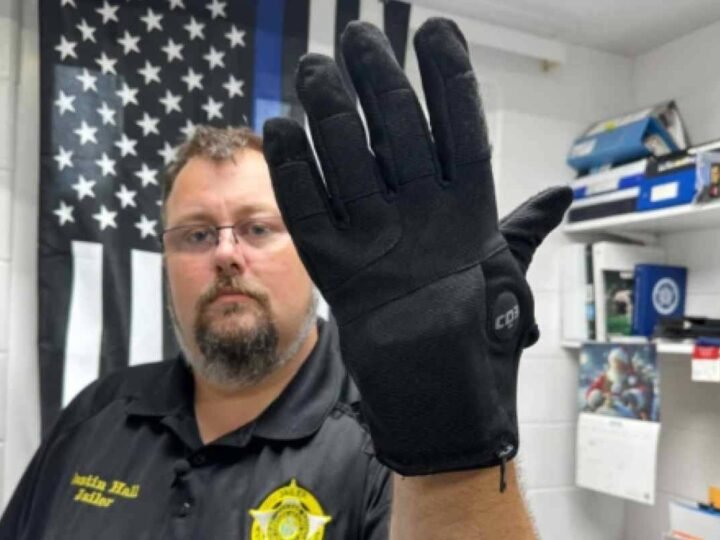 ICE COMPRARÁ 6 MIL GUANTES CON DESCARGAS ELÉCTRICAS PARA SOMETER A MIGRANTES