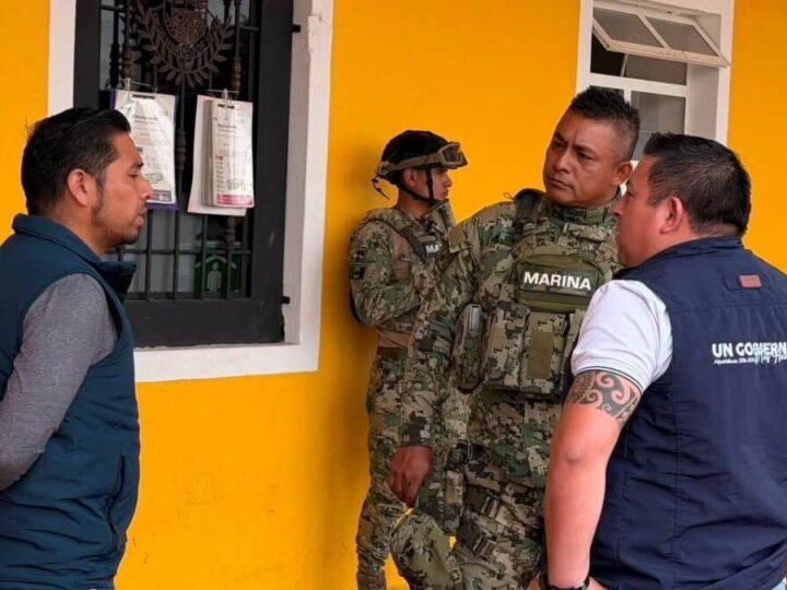 AYUNTAMIENTO DE ALPATLÁHAUC REFUERZA SEGURIDAD CON APOYO DE LA SEMAR