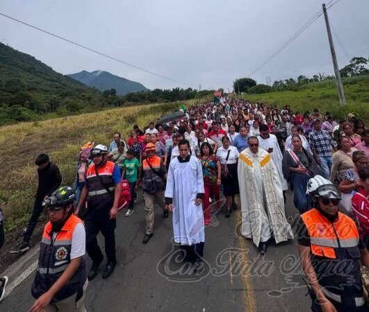DESPIDE CHOCAMÁN RELIQUIAS DE LA VIRGEN