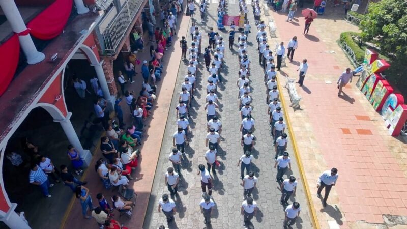 YANGA CELEBRA CON DESFILE EL 2016 ANIVERSARIO DE LA INDEPENDENCIA