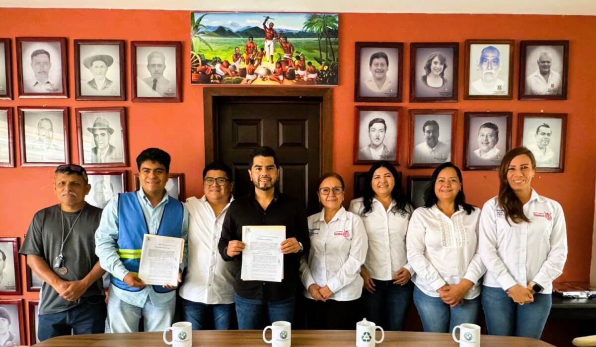 FIRMA AYUNTAMIENTO DE YANGA CONVENIO PARA MANEJO RESPONSABLE DE NEUMÁTICOS FUERA DE USO