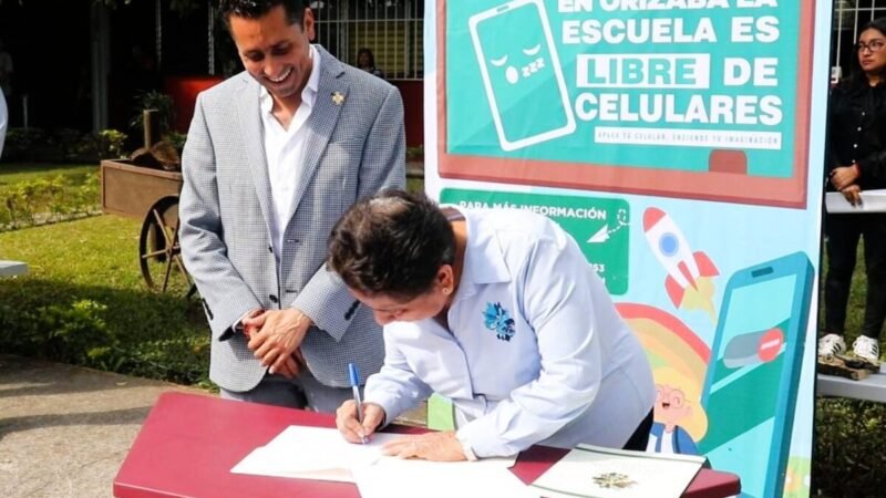 SECUNDARIA QUETZALCÓATL SE SUMA AL PROGRAMA “ESCUELA LIBRE DE CELULARES” EN ORIZABA
