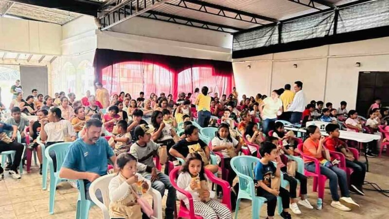 LLEGA CINE MÓVIL A ZENTLA