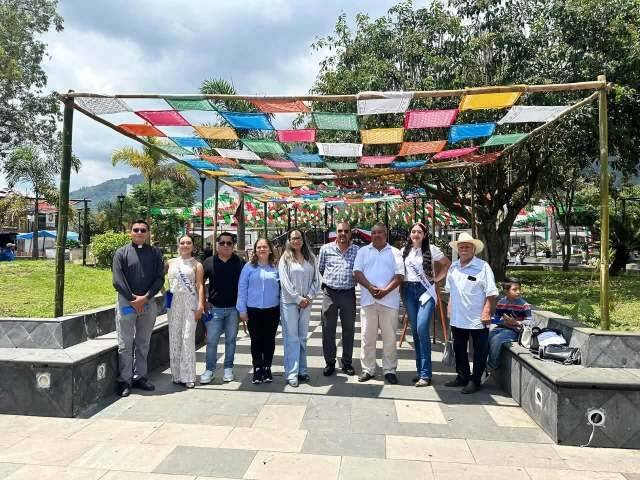 INAUGURAN PABELLÓN CULTURAL EN CHOCAMÁN