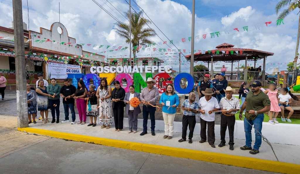 ALCALDE DE COSCOMATEPEC ENTREGA REHABILITACIÓN DE PARQUE DE TOZONGO