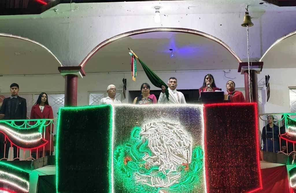NICOLÁS PRADO MORALES ENCABEZA FESTEJOS PATRIOS EN TOMATLÁN