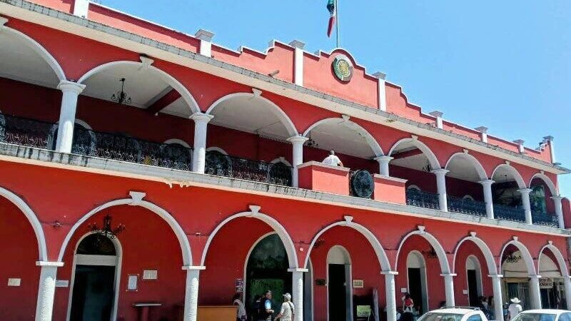 YANGA ALISTA BECAS MUNICIPALES PARA ALUMNOS DE EXCELENCIA