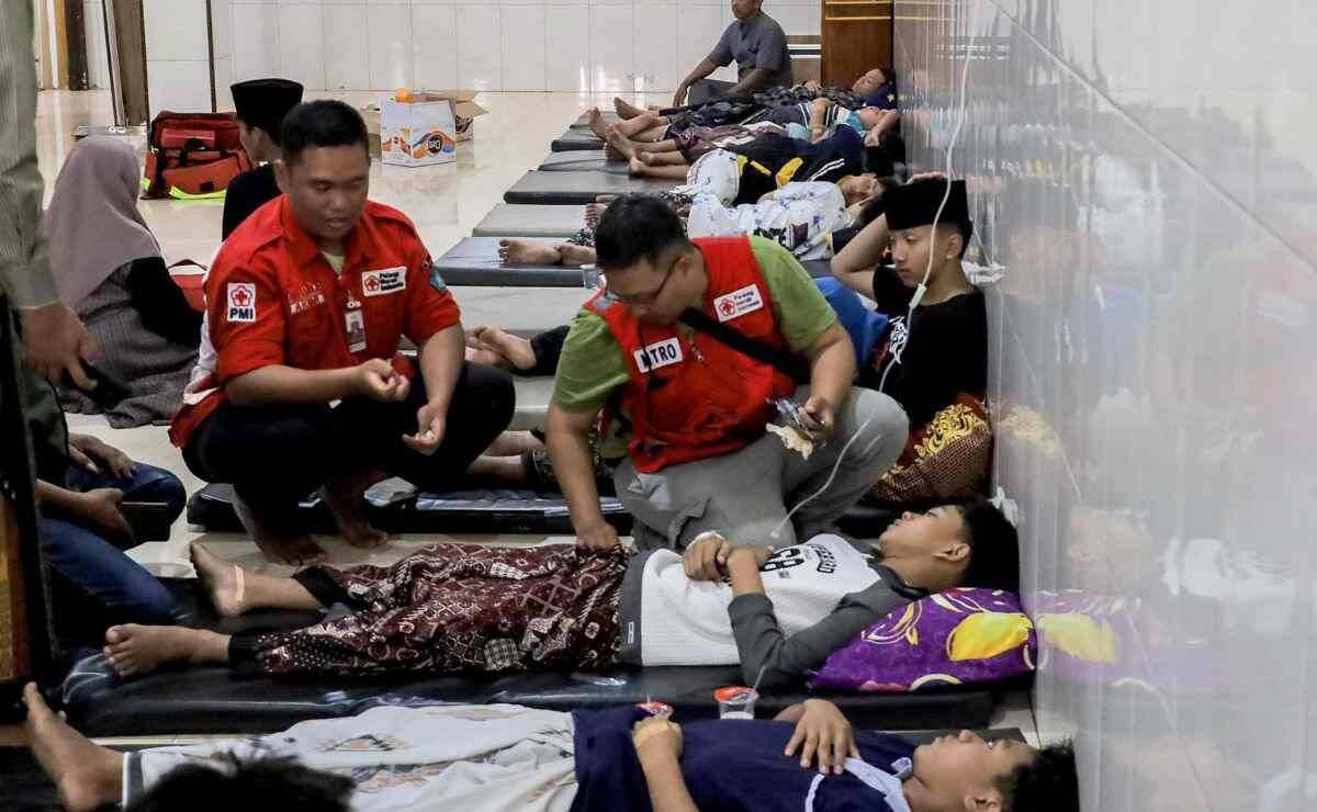 MÁS DE 500 NIÑOS SON HOSPITALIZADOS TRAS INGERIR COMIDA ESCOLAR GRATUITA