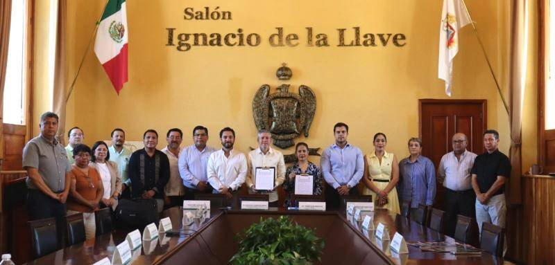 AYUNTAMIENTO DE ORIZABA Y UV FIRMAN CONVENIO PARA PRÁCTICAS Y SERVICIO SOCIAL