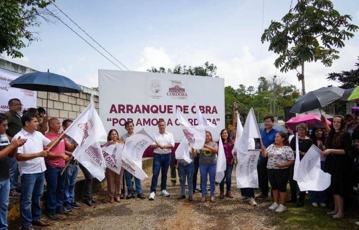 ALCALDE DE CÓRDOBA INICIA OBRAS EN AGUSTÍN MILLÁN Y SAN RAFAEL CALERÍA