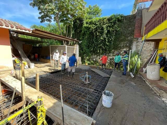AVANZAN OBRAS DE PUENTE VEHICULAR Y CANAL PLUVIAL EN SANTA LETICIA