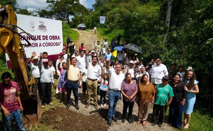 ALCALDE DE CÓRDOBA PONE EN MARCHA DOS OBRAS MAS