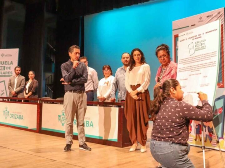 ORIZABA, PIONERA EN ESCUELAS LIBRES DE CELULARES