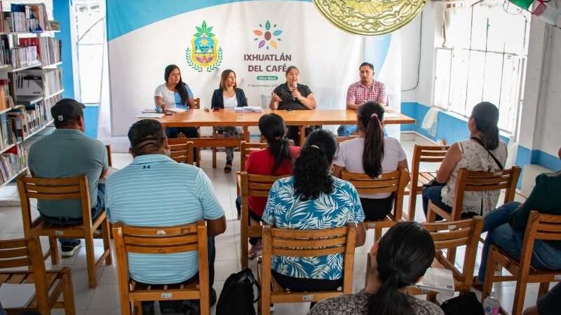 SE CAPACITAN FUNCIONARIOS DE IXHUATLÁN DEL CAFÉ EN SOLUCIÓN DE CONFLICTOS