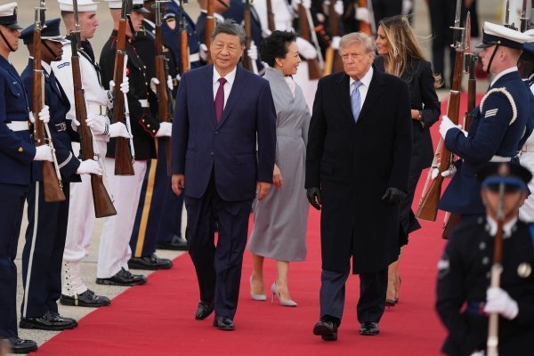 XI JINPING, PRESIDENTE DE CHINA, ARRIBA A EU PARA CUMBRE DE TRES DÍAS CON TRUMP