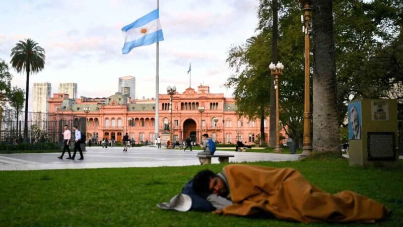 SUBE LA POBREZA EN ARGENTINA Y AFECTA A CASI 15 MILLONES DE PERSONAS