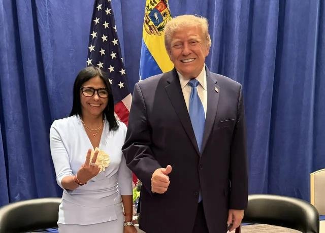 VENEZUELA LIBERA A DECENAS DE PRISIONEROS TRAS REUNIÓN ENTRE DONALD TRUMP Y DELCY RODRÍGUEZ
