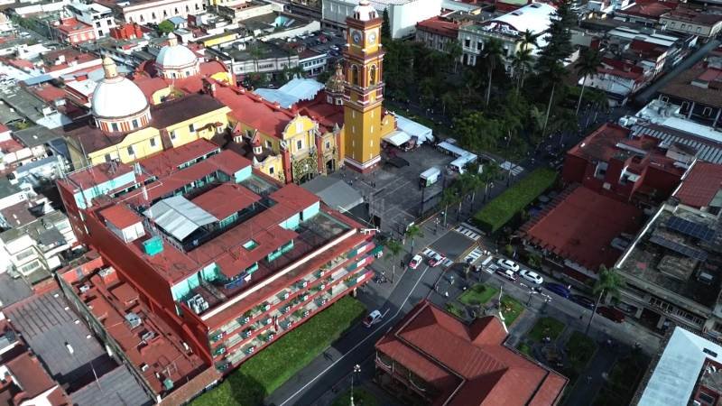CERRARÁN MADERO SUR POR TAPETES DE ASERRÍN EN HONOR A SAN MIGUEL ARCÁNGEL