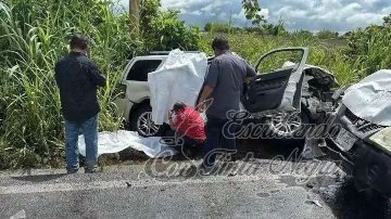 MUEREN DOS MUJERES EN BRUTAL CHOQUE