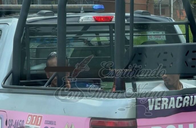 ASALTAN A ADULTO MAYOR; LOS DETIENE LA POLICÍA