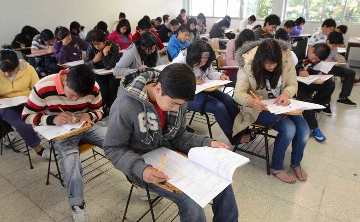 4 DE CADA 10 ESTUDIANTES ESTÁN POR DEBAJO DEL NIVEL BÁSICO EN PRUEBA PISA EN MÉXICO