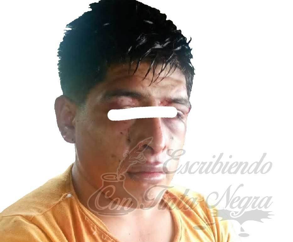 LO SORPRENDEN DESVALIJANDO CAMIONETA ROBADA; LO PONEN TRAS LAS REJAS