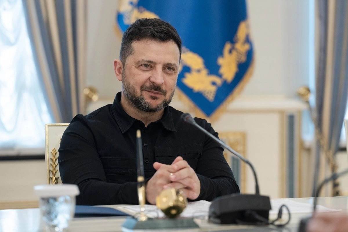 AVIÓN QUE TRASLADABA A ZELENSKY A OSLO ESTUVO CERCA DE SER ALCANZADO POR UN DRON