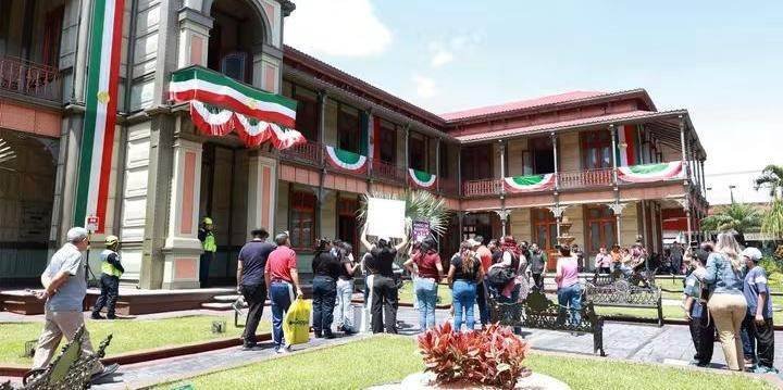 SIN INCIDENTES, ORIZABA EVACÚA A MÁS DE 800 PERSONAS EN SIMULACRO NACIONAL 2026