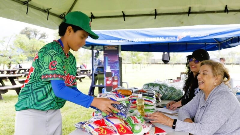 ORIZABA REÚNE 144 KILOS DE AYUDA EN HOME RUN DERBY CON CAUSA