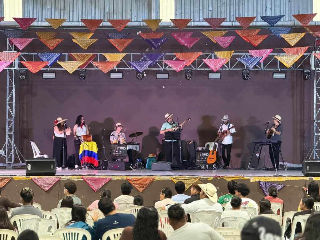LLEGA FESTIVAL INTERNACIONAL DEL FOLCLORE A CHOCAMÁN