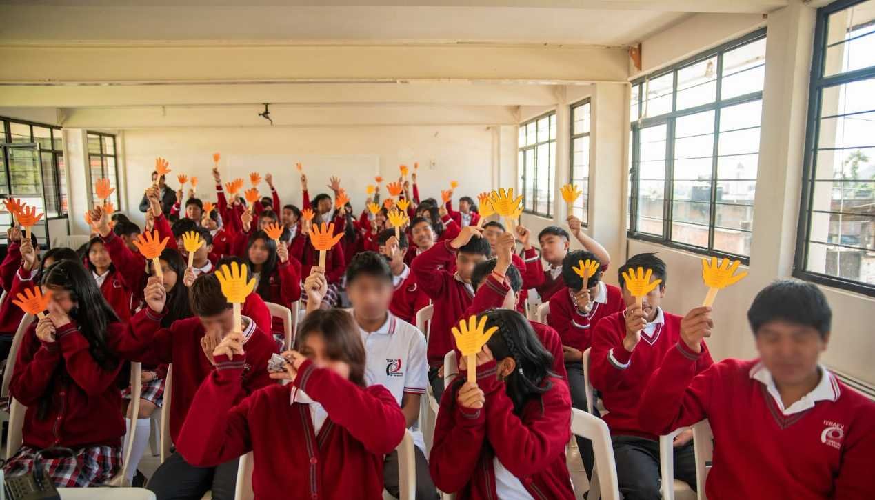 LLEVAN PLÁTICAS DE PREVENCIÓN DE VIOLENCIA EN CALCAHUALCO
