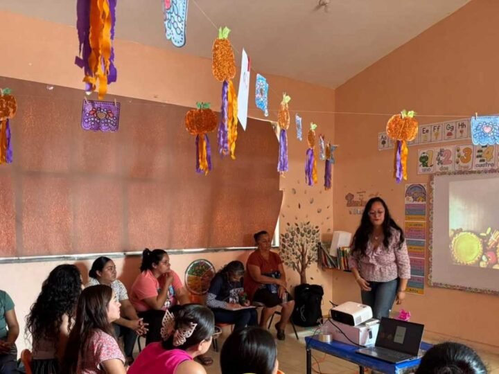 LLEVAN TALLER INFORMATIVO SOBRE AUTISMO E HIPERACTIVIDAD A ESCUELAS DE TOTUTLA