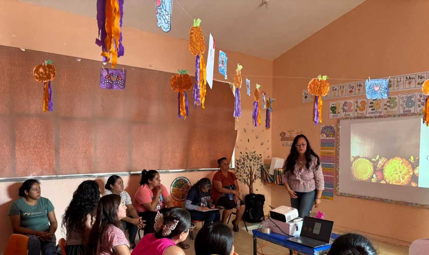 LLEVAN TALLER INFORMATIVO SOBRE AUTISMO E HIPERACTIVIDAD A ESCUELAS DE TOTUTLA
