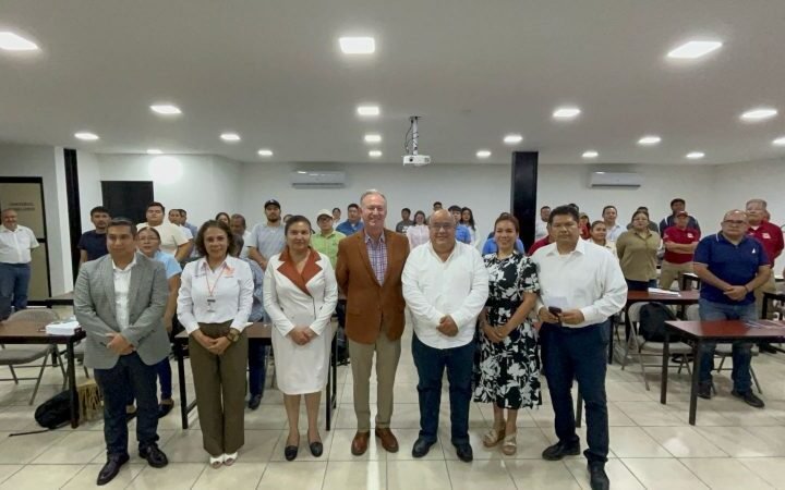 SE CAPACITAN AYUNTAMIENTOS EN MATERIA CATASTRAL