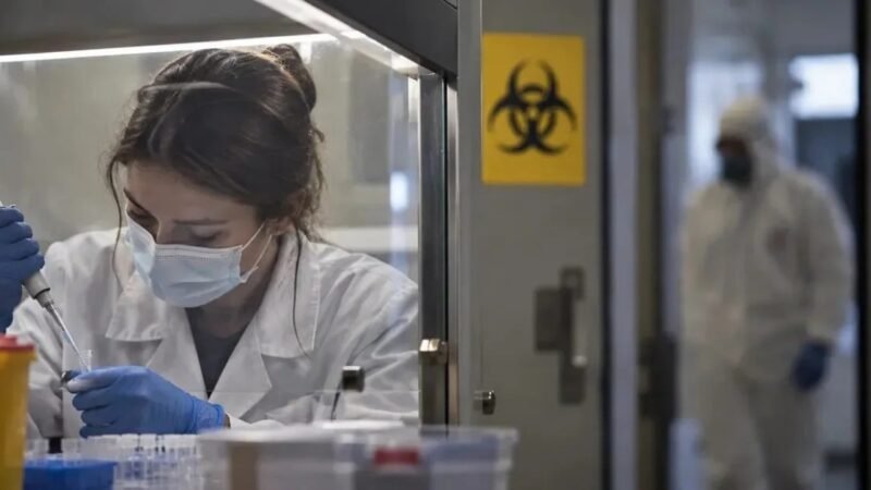 ACCIDENTE EN LABORATORIO DEJA UNA CIENTÍFICA MUERTA Y 200 PERSONAS BAJO VIGILANCIA