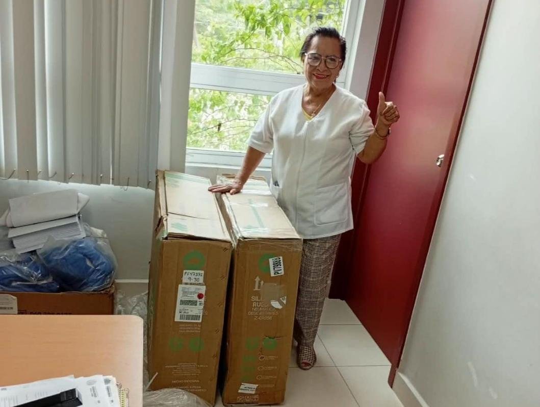CONGRESO ENTREGA APOYOS A INSTITUCIONES MÉDICAS