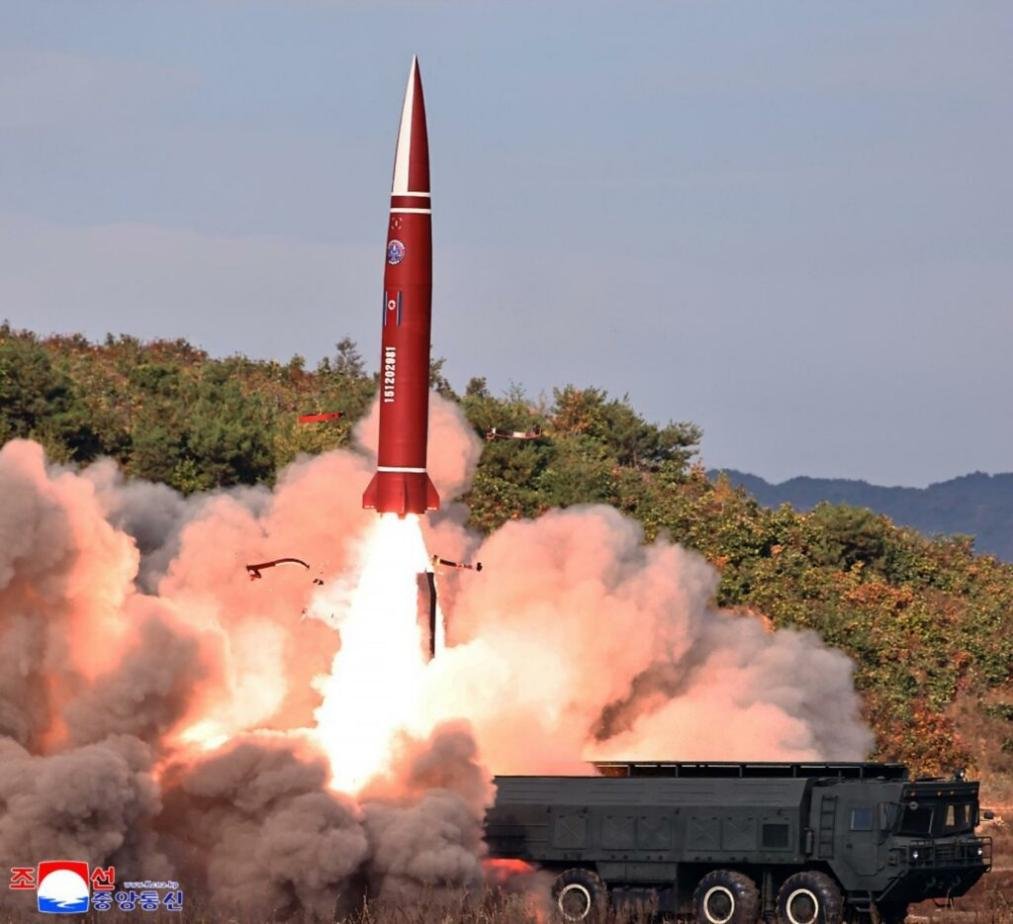 COREA DEL NORTE INAUGURA UN MUSEO QUE EXHIBE UN MISIL BALÍSTICO CAPAZ DE ALCANZAR A ESTADOS UNIDOS