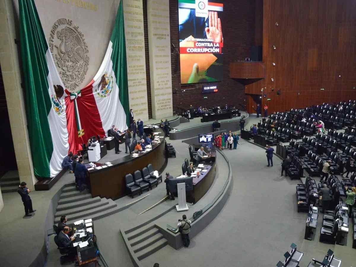DIPUTADOS APRUEBAN INGRESOS POR 10.6 BILLONES; INCLUYEN DEUDA POR 1.7 BILLONES