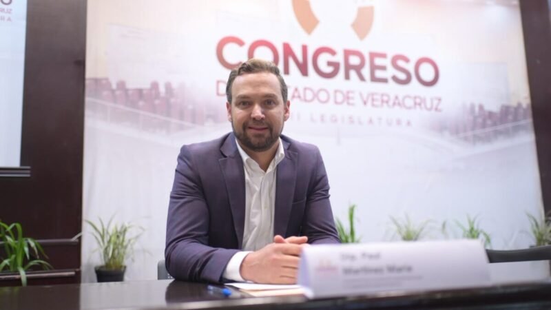 INCOMPLETO, TRÁMITE DE COSOLEACAQUE PARA DONAR TERRENO A FAVOR DE ESCUELA