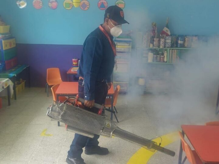 FUMIGAN MAS ESCUELAS DE FORTÍN