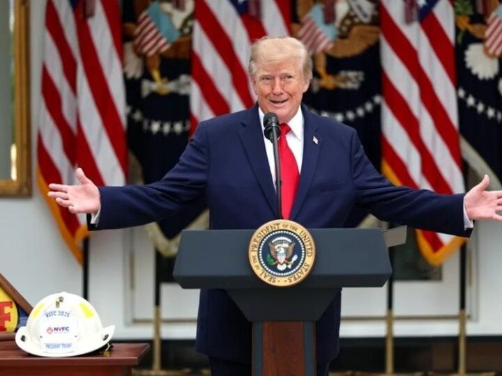TRUMP ASEGURA QUE MÉXICO PAGÓ “MUCHAS VECES” EL MURO FRONTERIZO CON ARANCELES